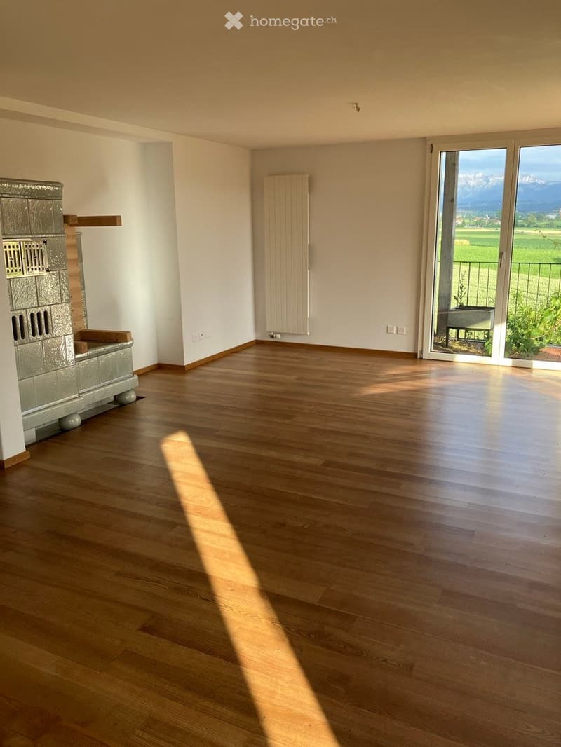 wunderschöne helle Wohnung auf einem Bauernhof (2)