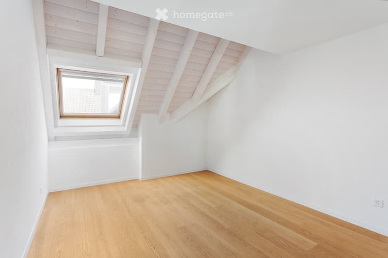 Sehr schöne 5.5 Zimmer Maisonettewohnung (8)