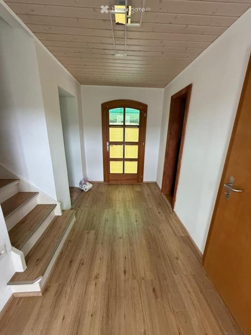 Haus Beringen sehr grossem Garten ab Oktober zu vermieten (3)