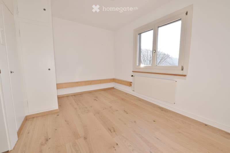 4, 5 - Zimmer Maisonettewohnung /Balkon/Garage/Parkplätze (5)