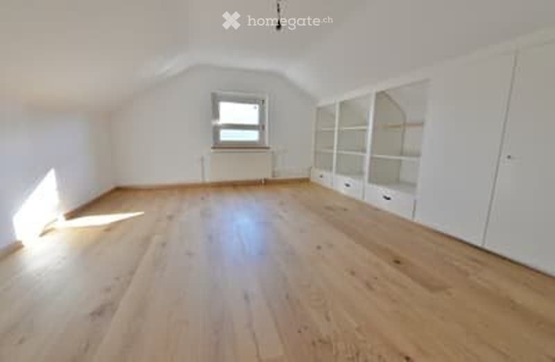 4, 5 - Zimmer helle Maisonettewohnung / Gartenanteil (2)