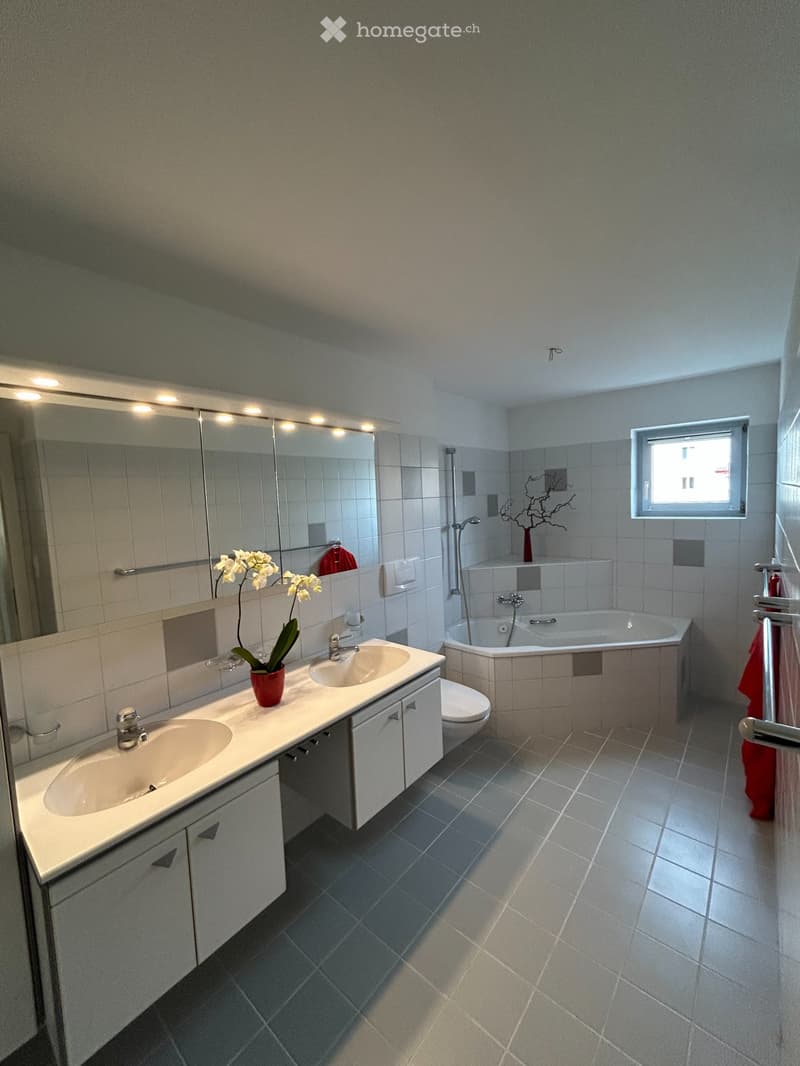 4, 5 - Zimmer helle Maisonettewohnung / Gartenanteil (8)