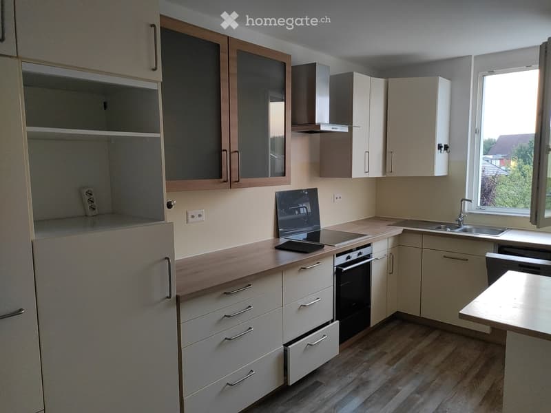 *Top grosse Neubauwohnung 110m2 mit Balkon (4)