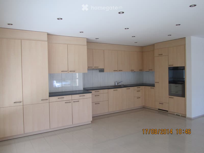 Sehr moderne 2.5 Zi.Wochn 78 m2 an sonniger und ruhiger Lage (4)