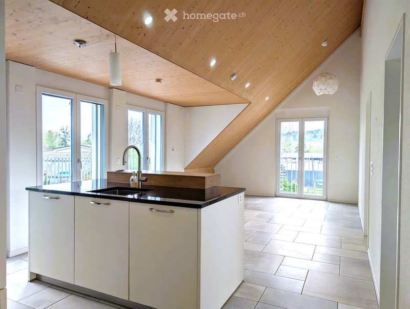 Wohnen am Waldrand und Industrie (1)