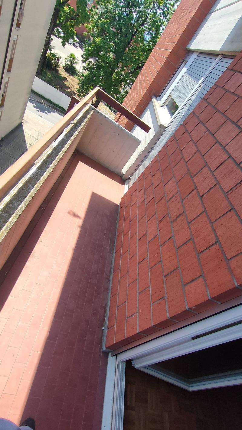Cerco subentrante  Ampio 3.5 locali a Lugano-Besso (10)