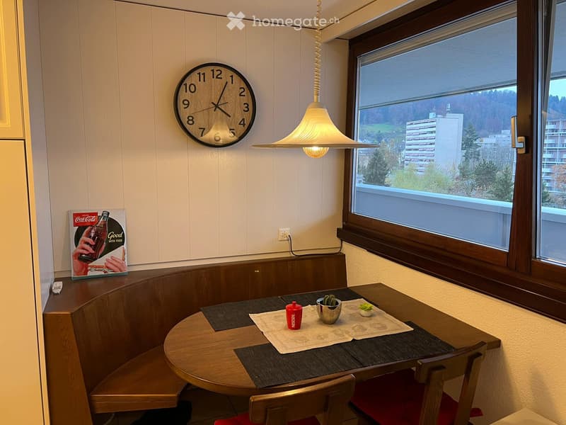 WG-Zimmer neben Tivoli Einkaufszenter mit Balkon,nahe Zürich (2)