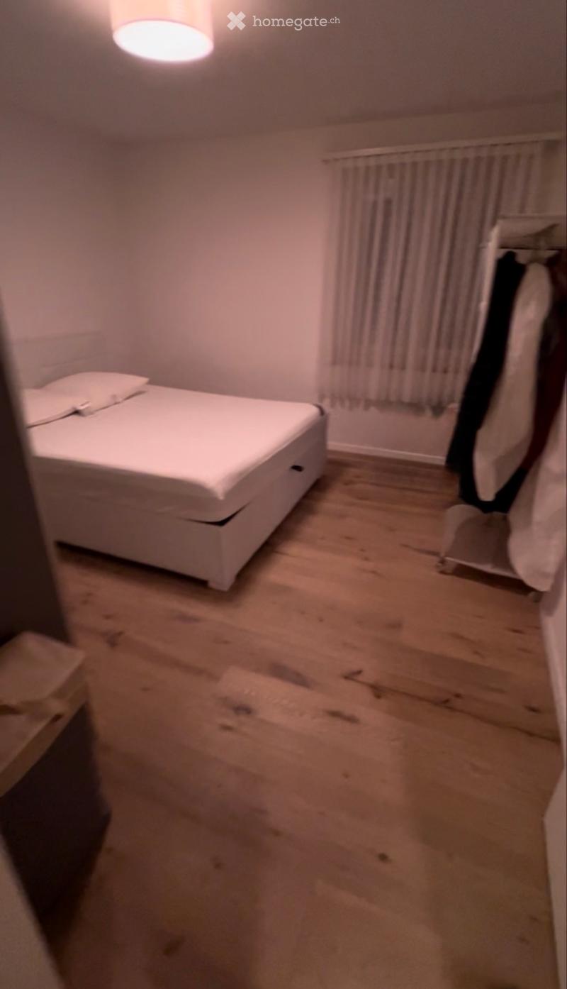 4-Zimmer-Wohnung per 1. August in Wettingen (5)