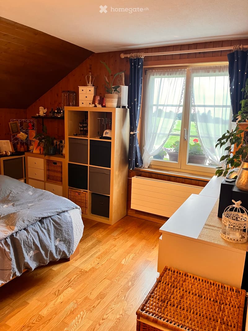 2.5 Zimmer Wohnung in Stöckli zu vermieten (4)