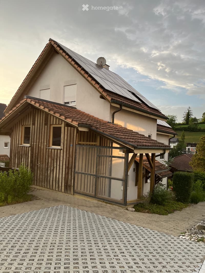 Doppeleinfamilienhaus in Kaisten, ruhige Lage (1)