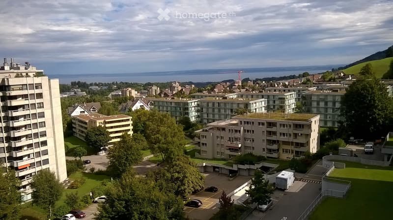 Zimmer zu vermieten in möblierter 2-Zimmer-Wohnung (1)
