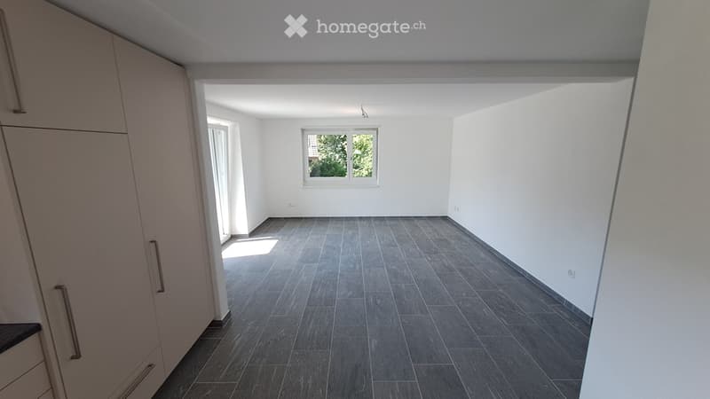 Neu renovierte Wohnung auf dem Land mit grosszügigem Balkon (9)