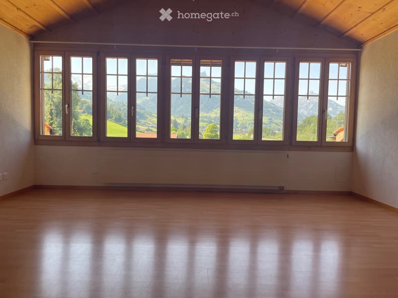 4.5-Zimmer-Wohnung in Mülenen zu vermieten (2)