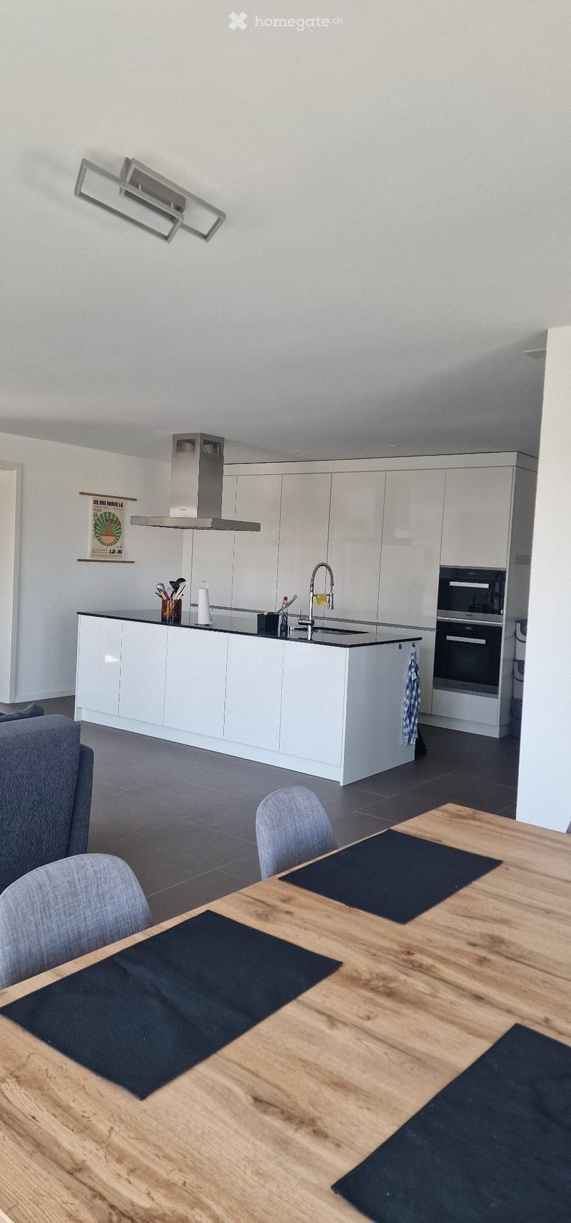 Moderne 3.5-Zimmerwohnung in Zürich-Affoltern zu vermieten (5)