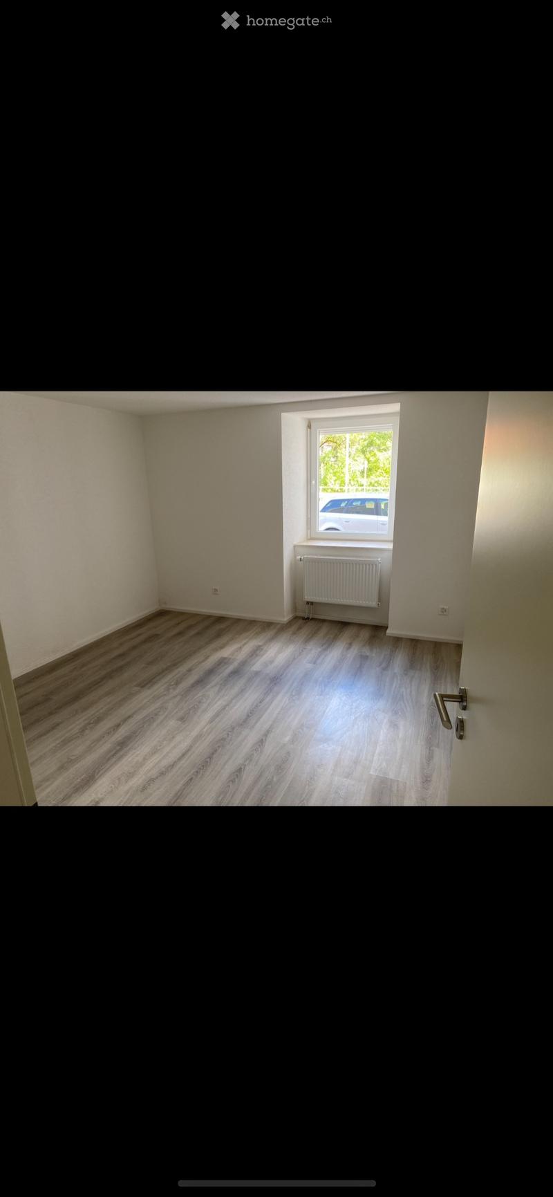 Apparemment 2,5 Pièces (3)