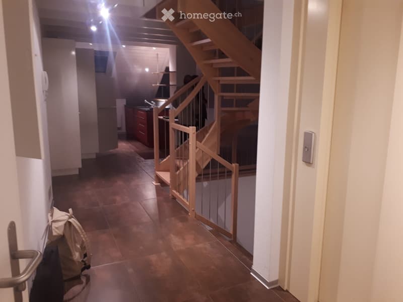 Charmante 3.5-Zimmer-Maisonettewohnung in Zofinger Altstadt (5)
