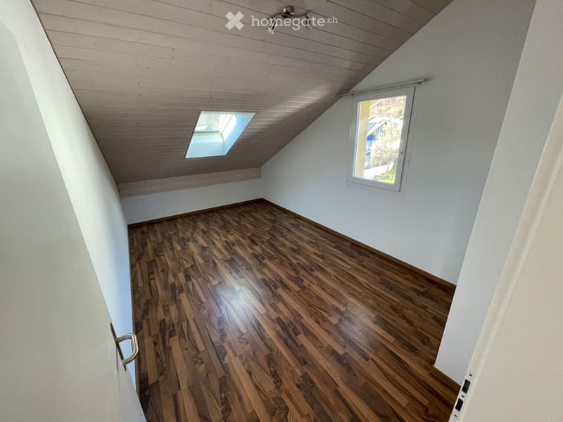 4-Zimmer-Dachwohnung in Rüegsauschachen mit schöner Aussicht (5)