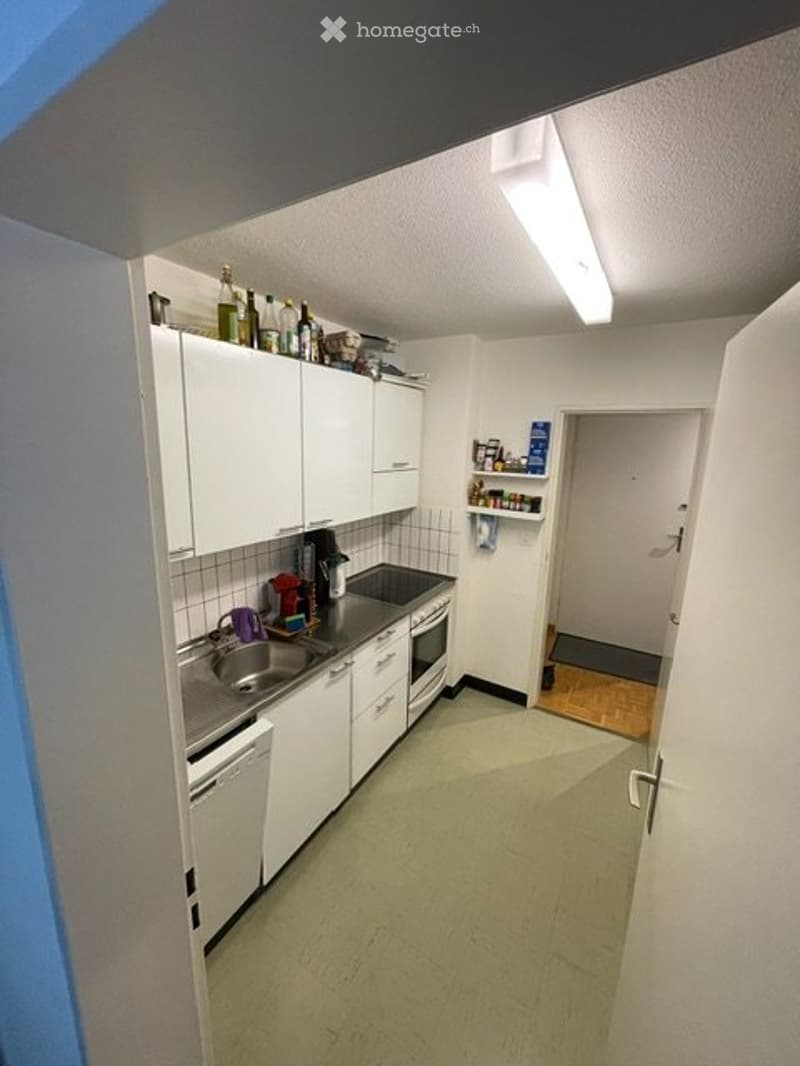 wir suchen NACHMIETER für 2.5 Zi Wohnung in Widen (3)