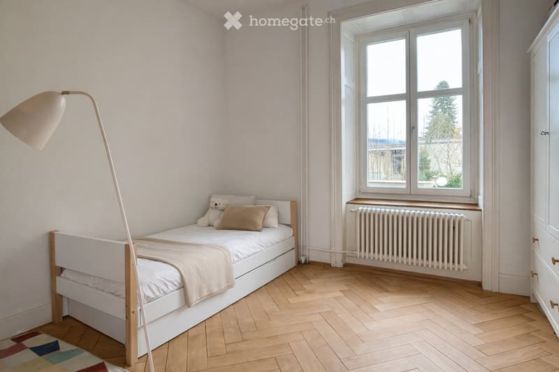 Befristet, möbliert: Grosszügige 4.5-Zimmer-Altbauwohnung (12)