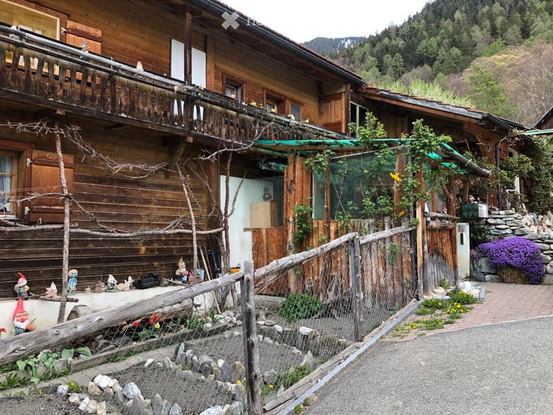Charmantes Bauernhaus mit viel Platz zu vermieten (2)