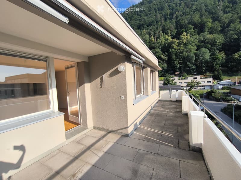 Helle Wohnung an zentraler Lage mit grossem Balkon (3)