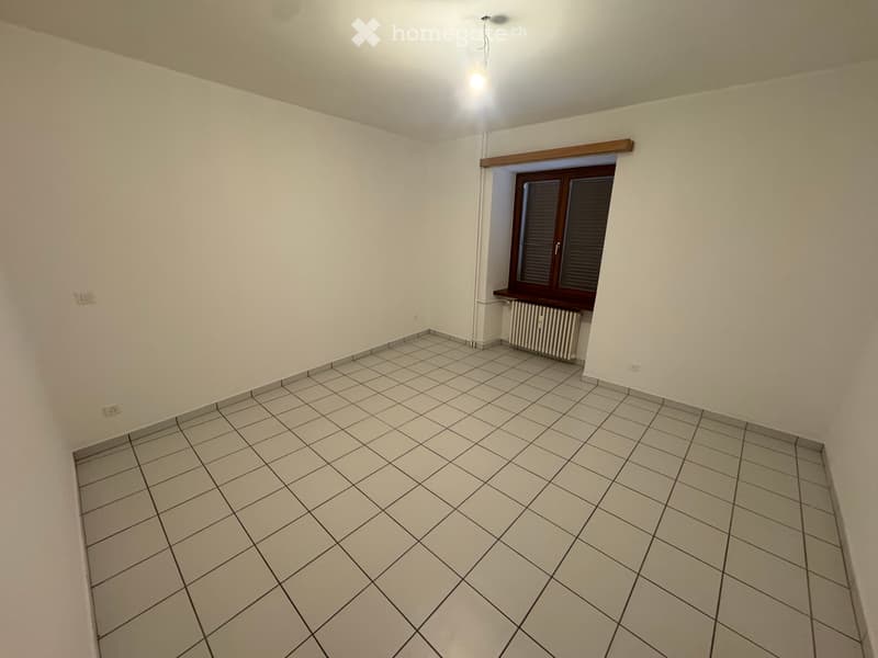 Spazioso appartamento di 4,5 locali con box auto (4)