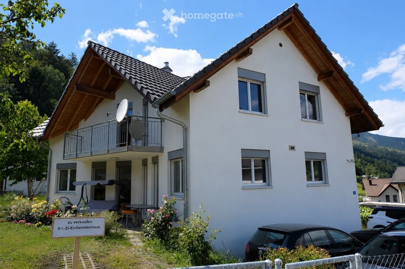 6.5-Zi.-Einfamilienhaus mit Garten und Bergsicht (1)