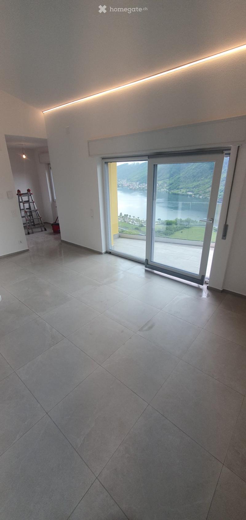 Casa ristrutturata vista lago (2)