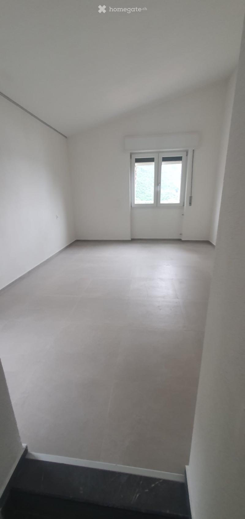 Casa ristrutturata vista lago (4)