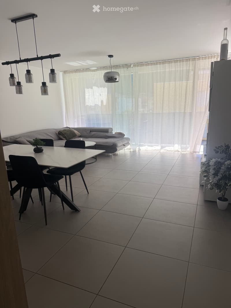 Affitto appartamento 2.5 (2)