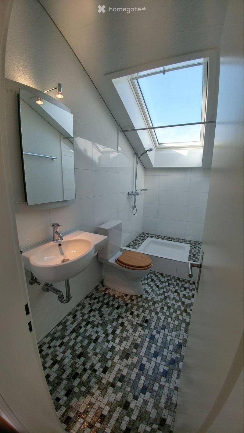 2½-Zimmer-Dachwohnung in Adligenswil am Luzerbach 5 (5)