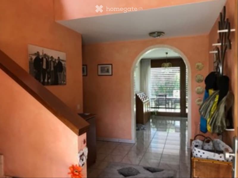 Vendesi casa unifamiliare a Claro (5)
