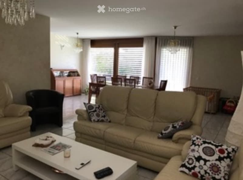 Vendesi casa unifamiliare a Claro (4)
