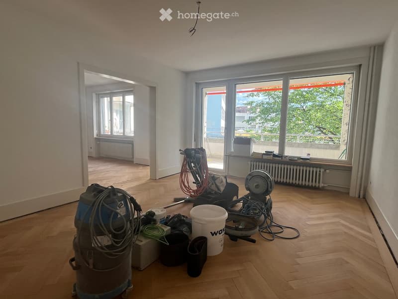 Totalsanierte 3.5-Zimmer-Altbauwohnung mit Südbalkon (3)