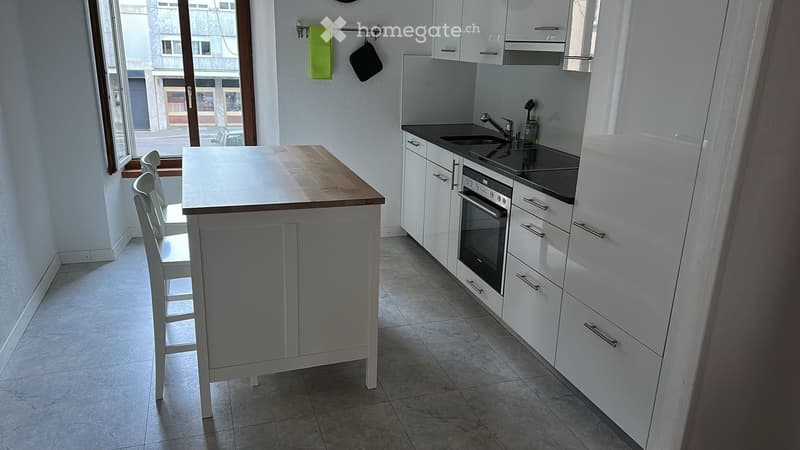 Möblierte 3.5 Zimmer Wohnung im Zentrum von Biel (8)