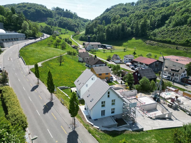 Neues Einfamilienhaus mit toller Aussicht und Wintergarten (3)
