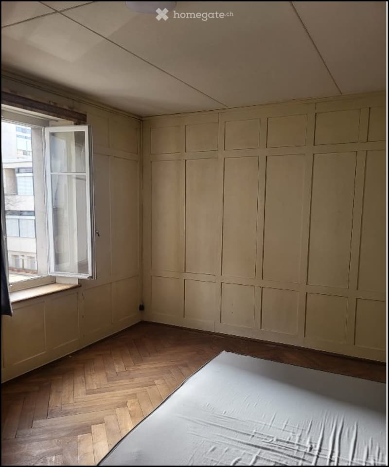 Ab sofort ist ein WG-Zimmer im Zentrum von Uster verfügbar. (4)