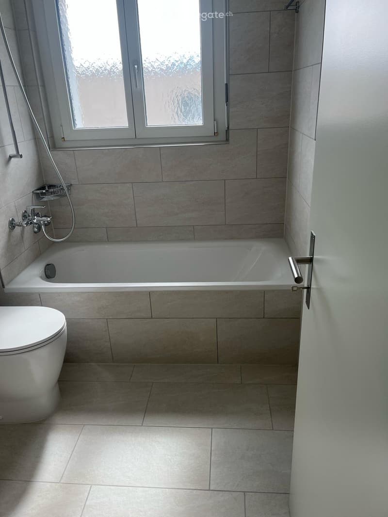 3.5 Zimmerwohnung im 2 OG (kein Lift) (2)