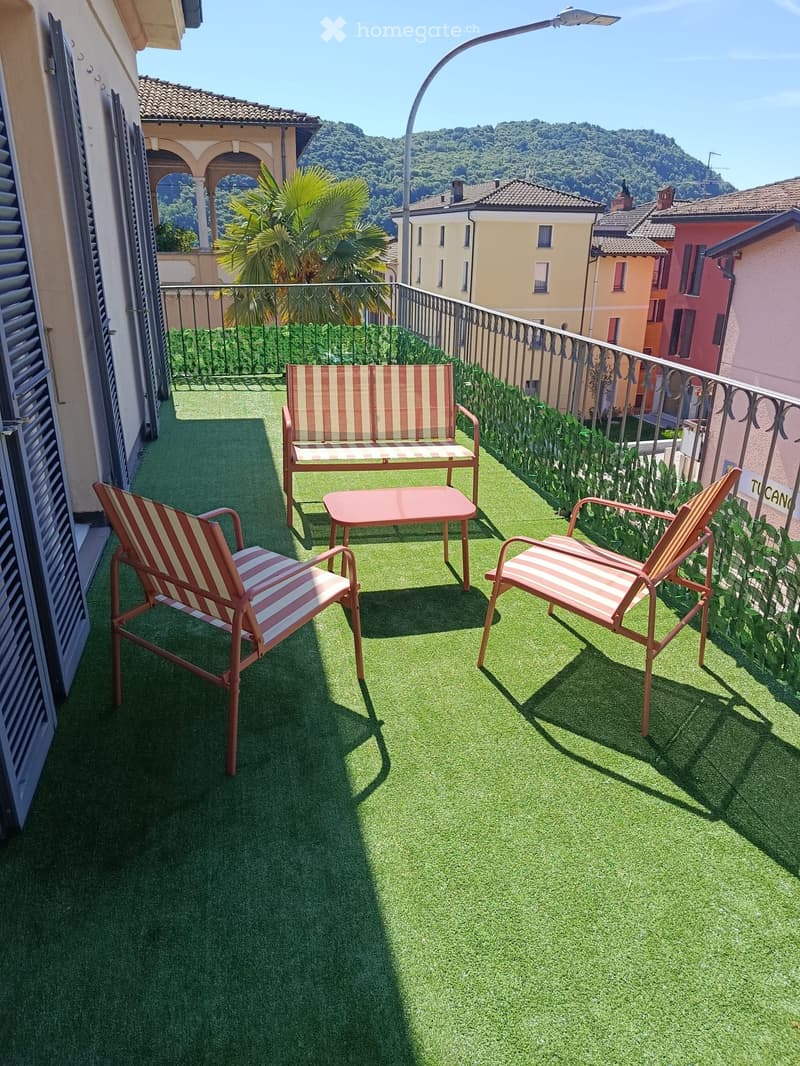 Splendido Appartamento autonomo con grande terrazzo (2)