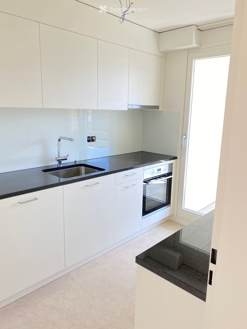 Schöne 4,5 Zimmer-Wohnung per 01.Okt. 26 (2)