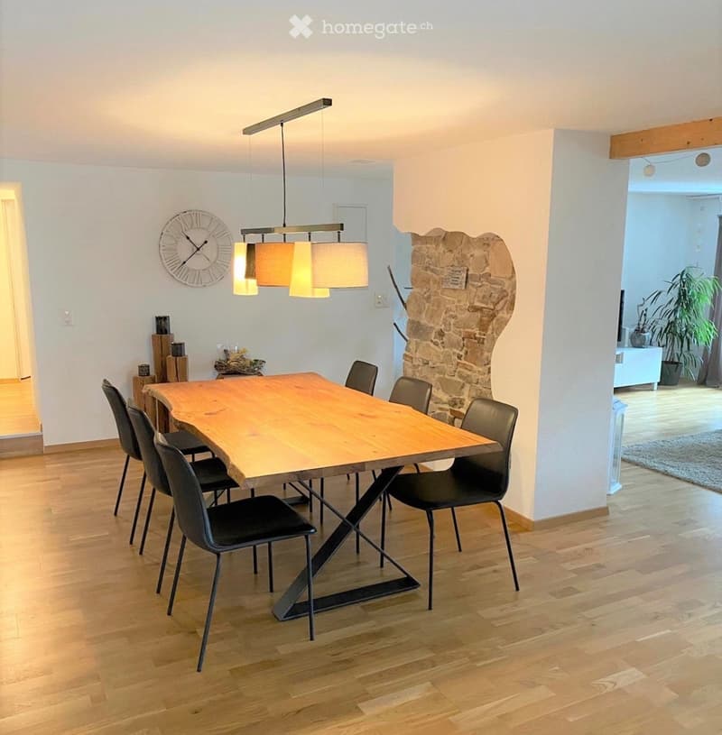 3.5 Zimmerwohnung in Bauernhaus (ab 01.10.26 /Preis inkl.NK) (1)