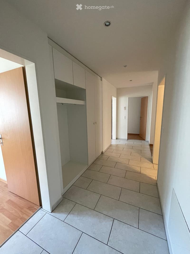 Helle 4.5 Zimmerwohnung mit grosser Terrasse an bester Lage (5)