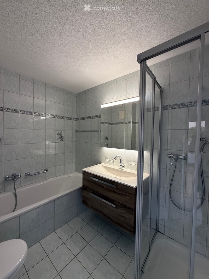 3.5-Zimmer-Gartenwohnung mit und sonnigem Sitzplatz (4)
