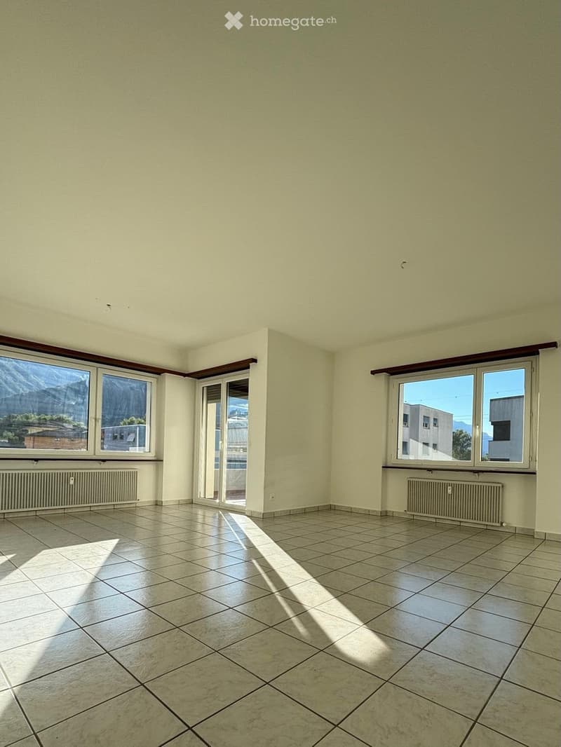 Affittasi ampio 4.5 locali ad Arbedo con balcone (9)