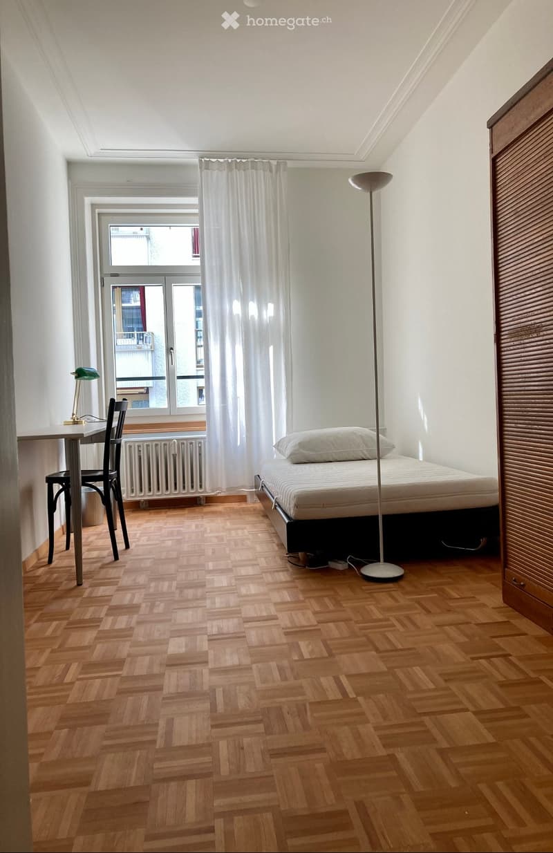 Helles, gemütliches Zimmer (1)