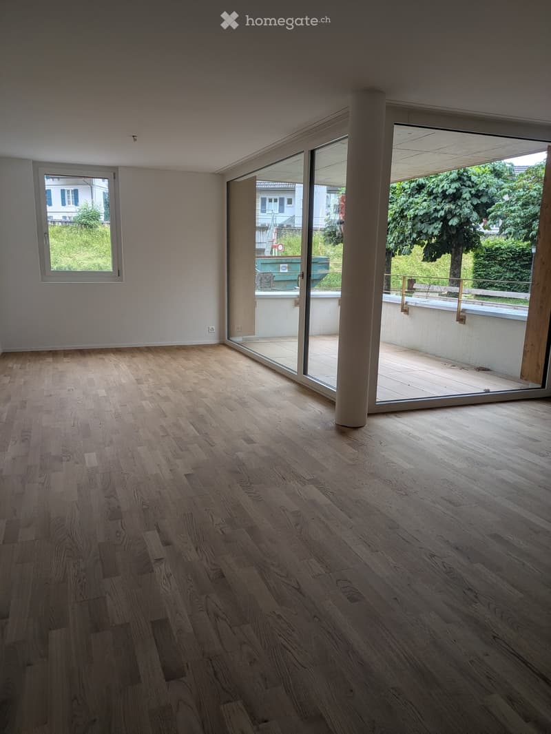 Moderne 3 ½ Neubau Wohnung mit Loggia (5)