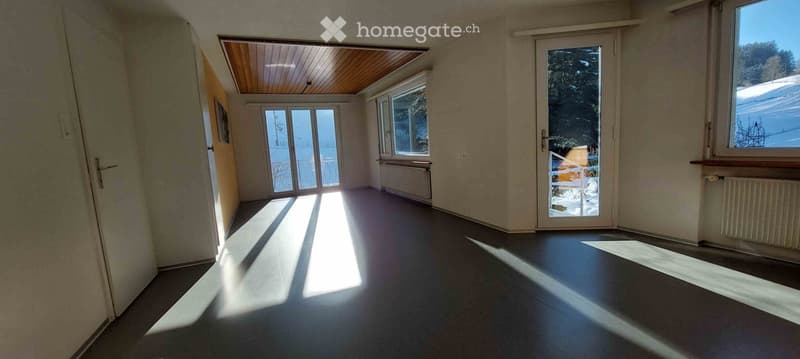 4.5-Zimmer-Wohnung und separates Studio in Zweifamilienhaus (3)