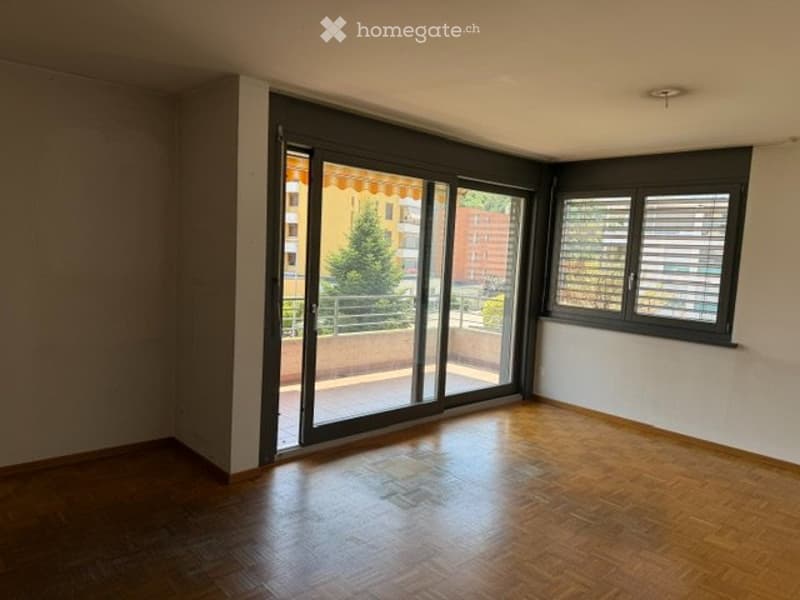 Caslano appartamento 4,5 locali con doppi servizi e balcone (1)