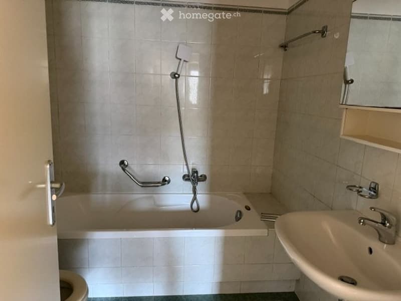 Caslano appartamento 4,5 locali con doppi servizi e balcone (4)