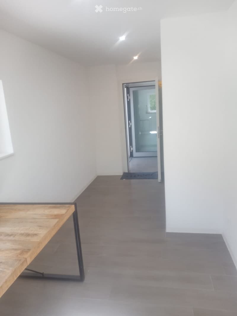Locale/camera/ufficio (2)